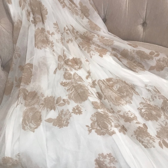 HP🌸LAST ONE🌸Tulle Velvet Floral Maxi Dress - Picture 6 of 8